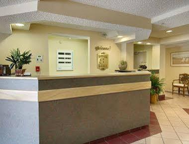 Comfort N Myrtle Barefoot Landing Inn 2*