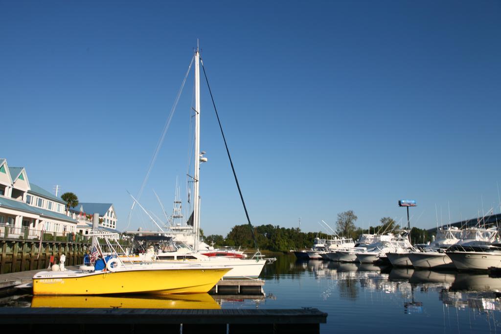 Harbourgate Marina Club Aparthotel 3*