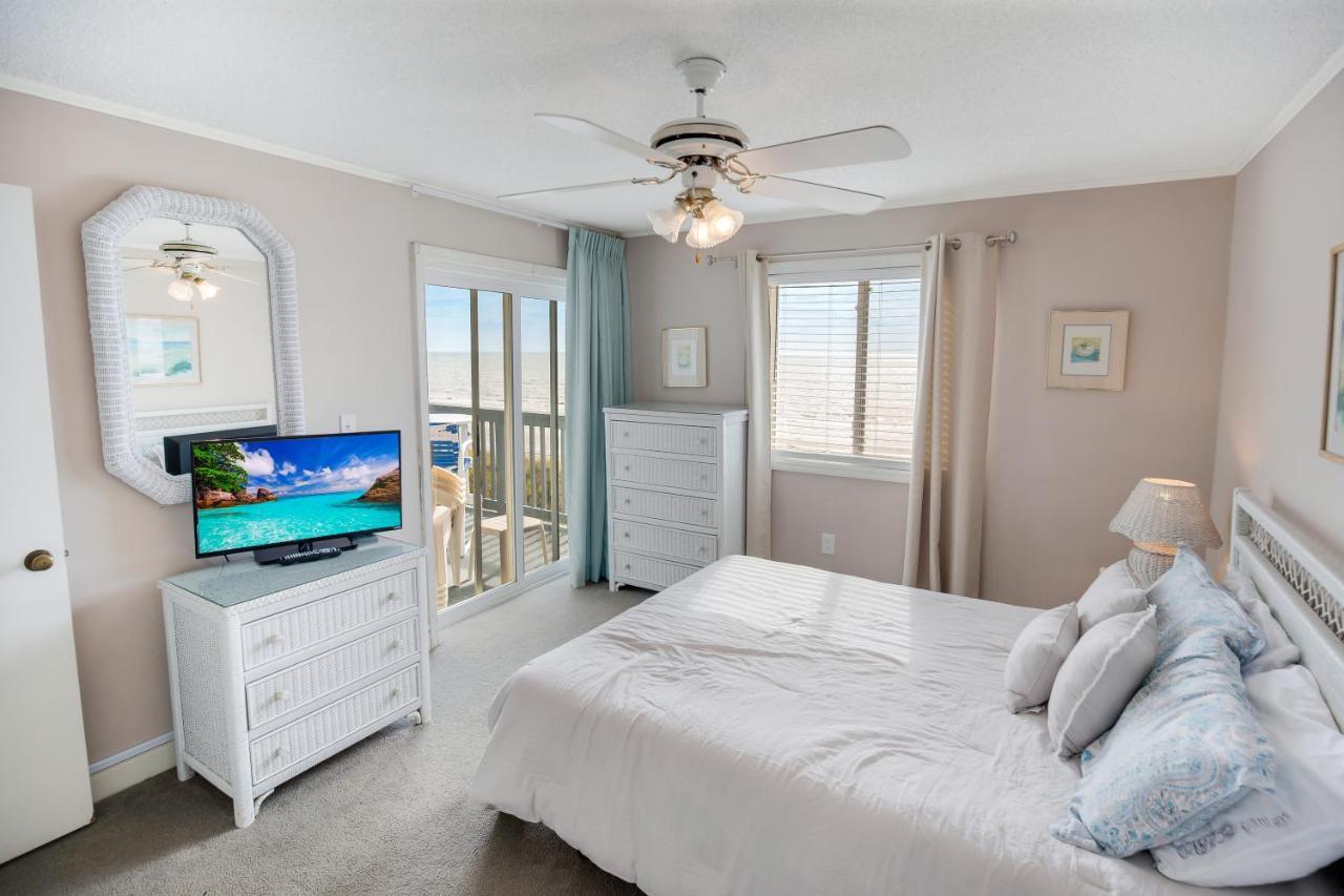Aparthotel 2br, 2bath Oceanfront Getaway With Pool *
