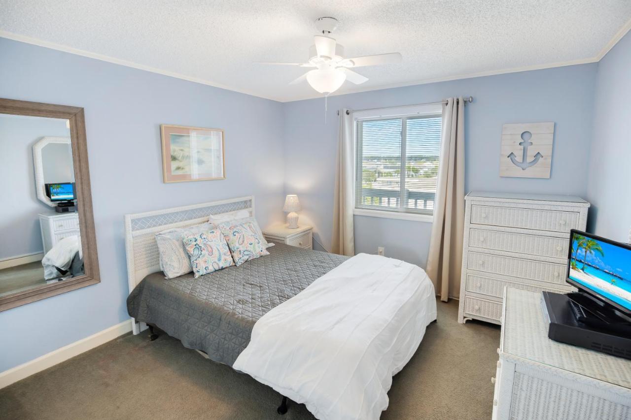 Aparthotel 2br, 2bath Oceanfront Getaway With Pool