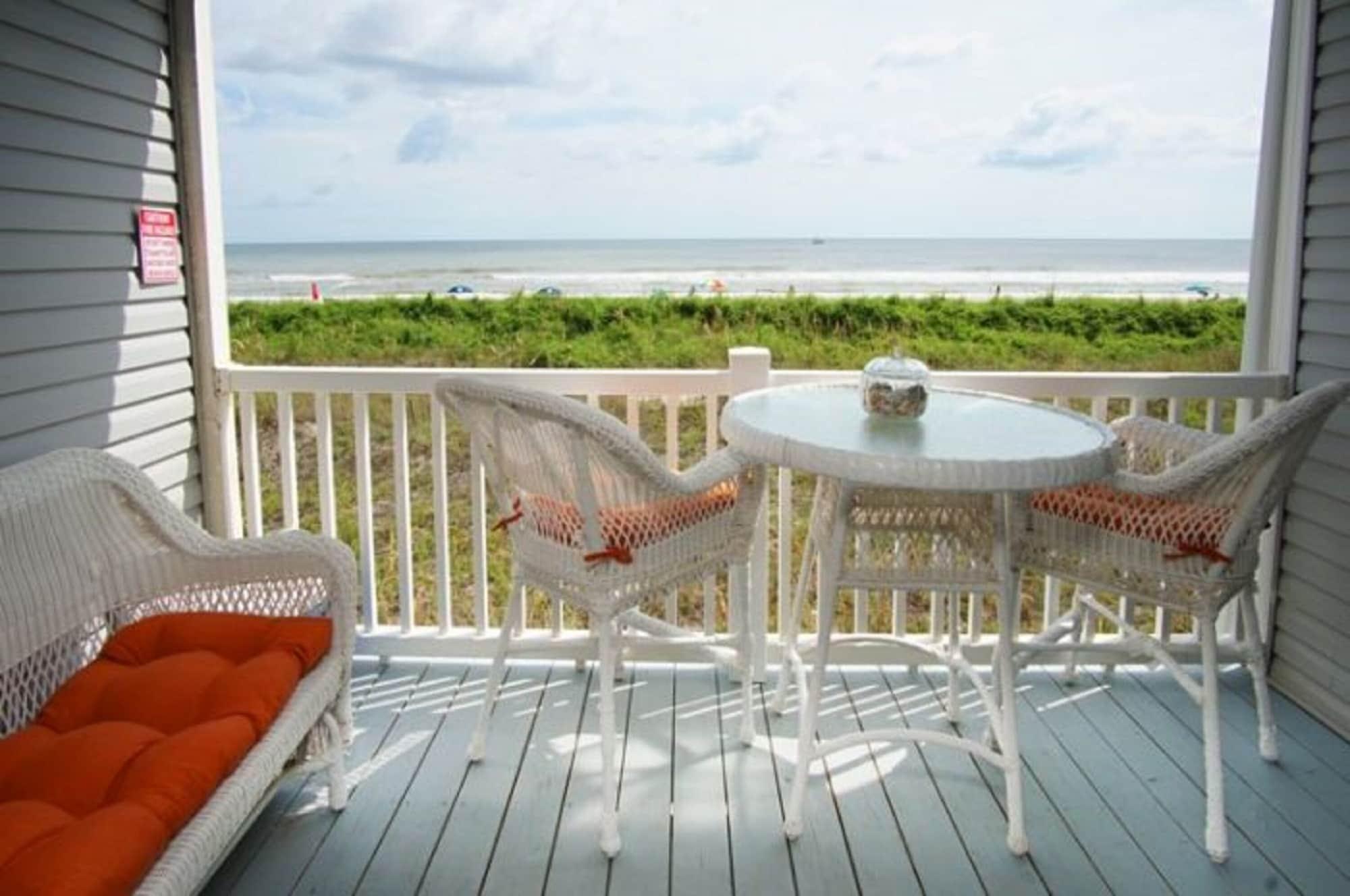 Hotel Units At Nautical Watch By Elliott 3*