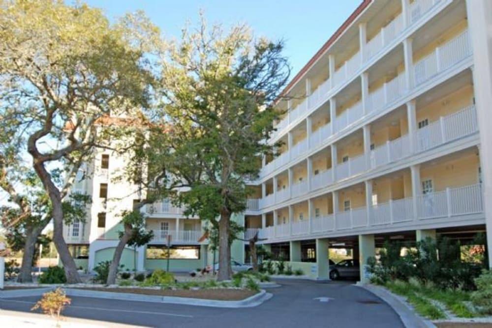 Units At Ocean Marsh By Elliott 3* North Myrtle Beach