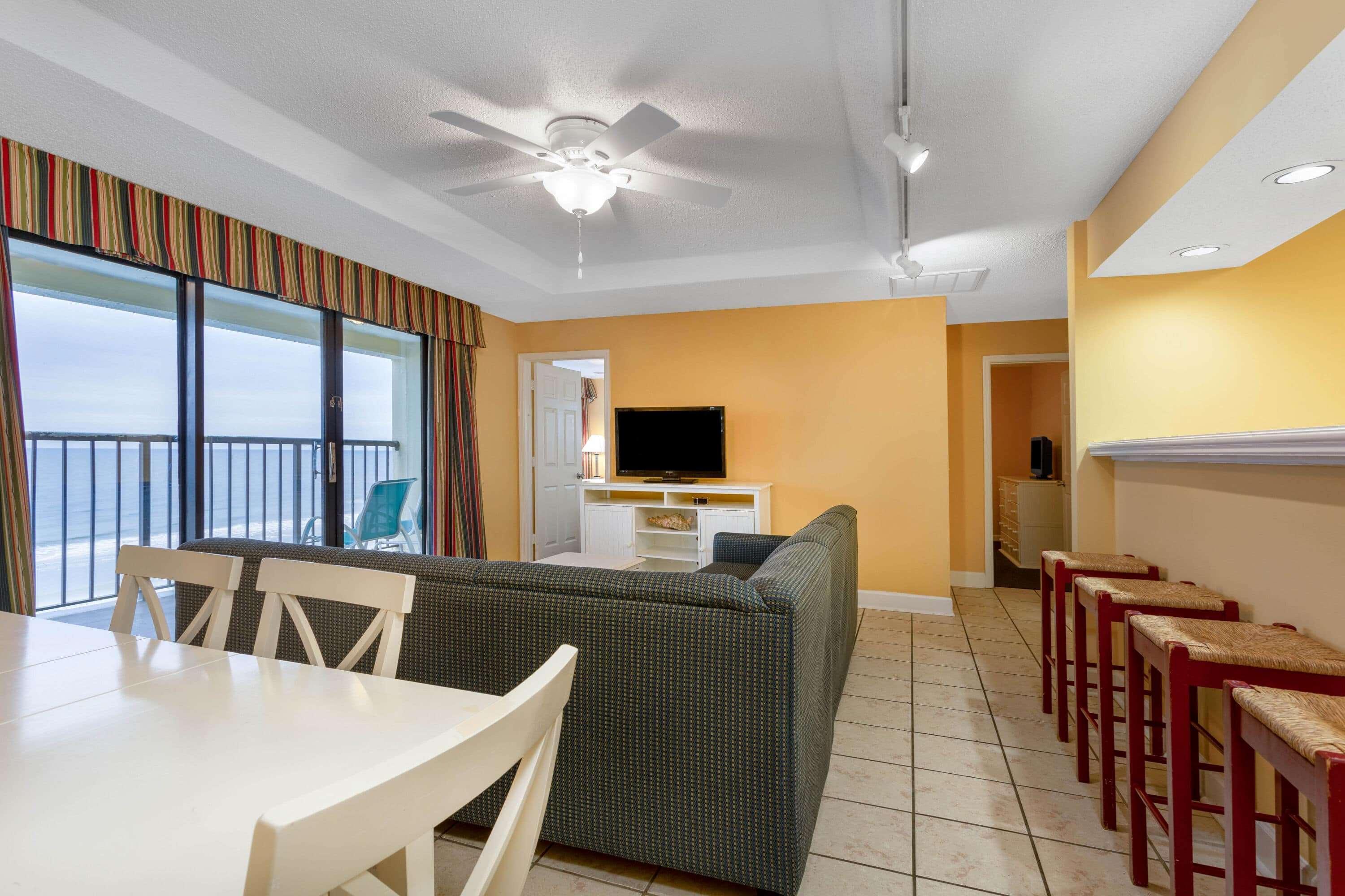 Hotel Ocean Club Myrtle A Ramada By Wyndham 3*