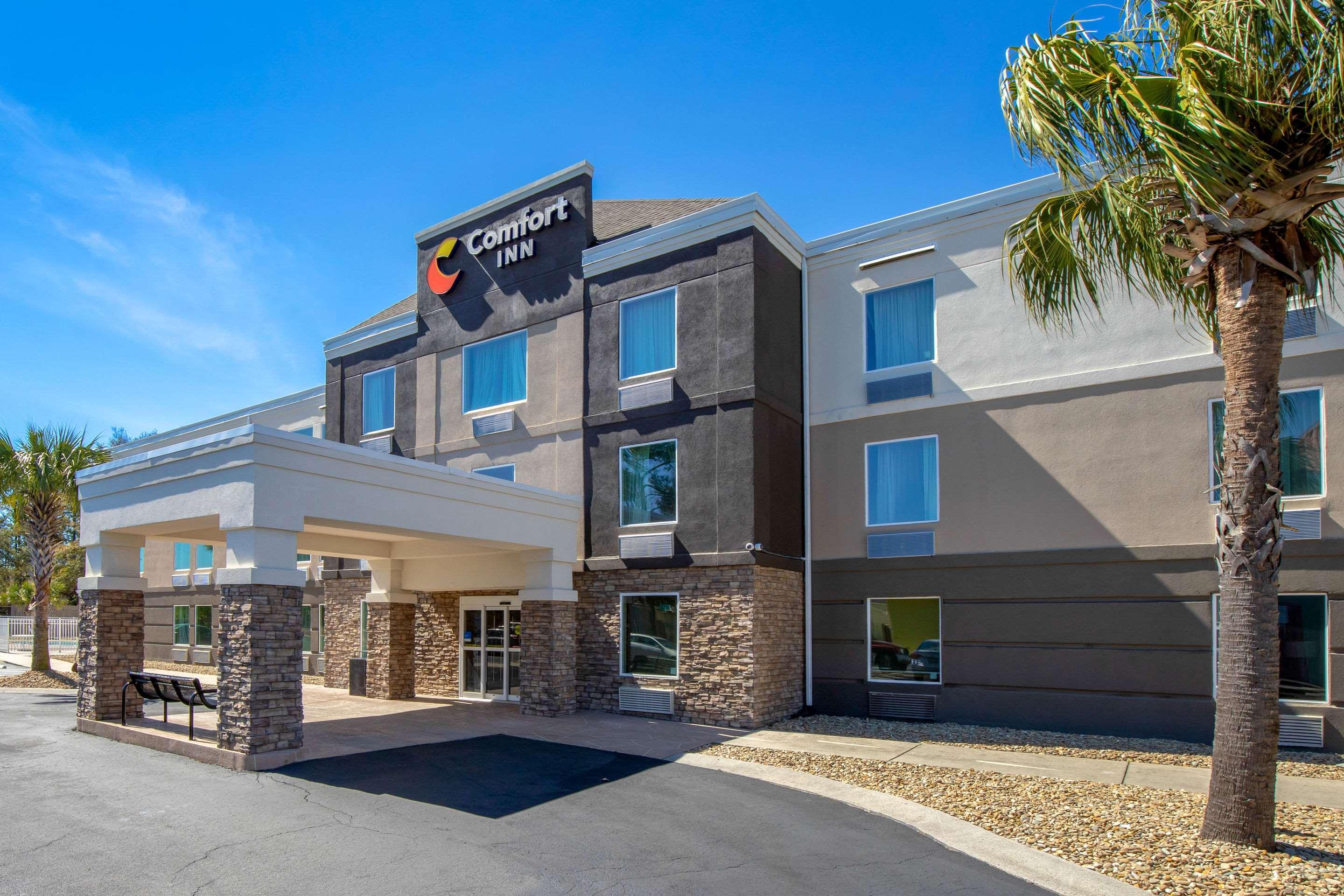 Inn Comfort N Myrtle Barefoot Landing 2*