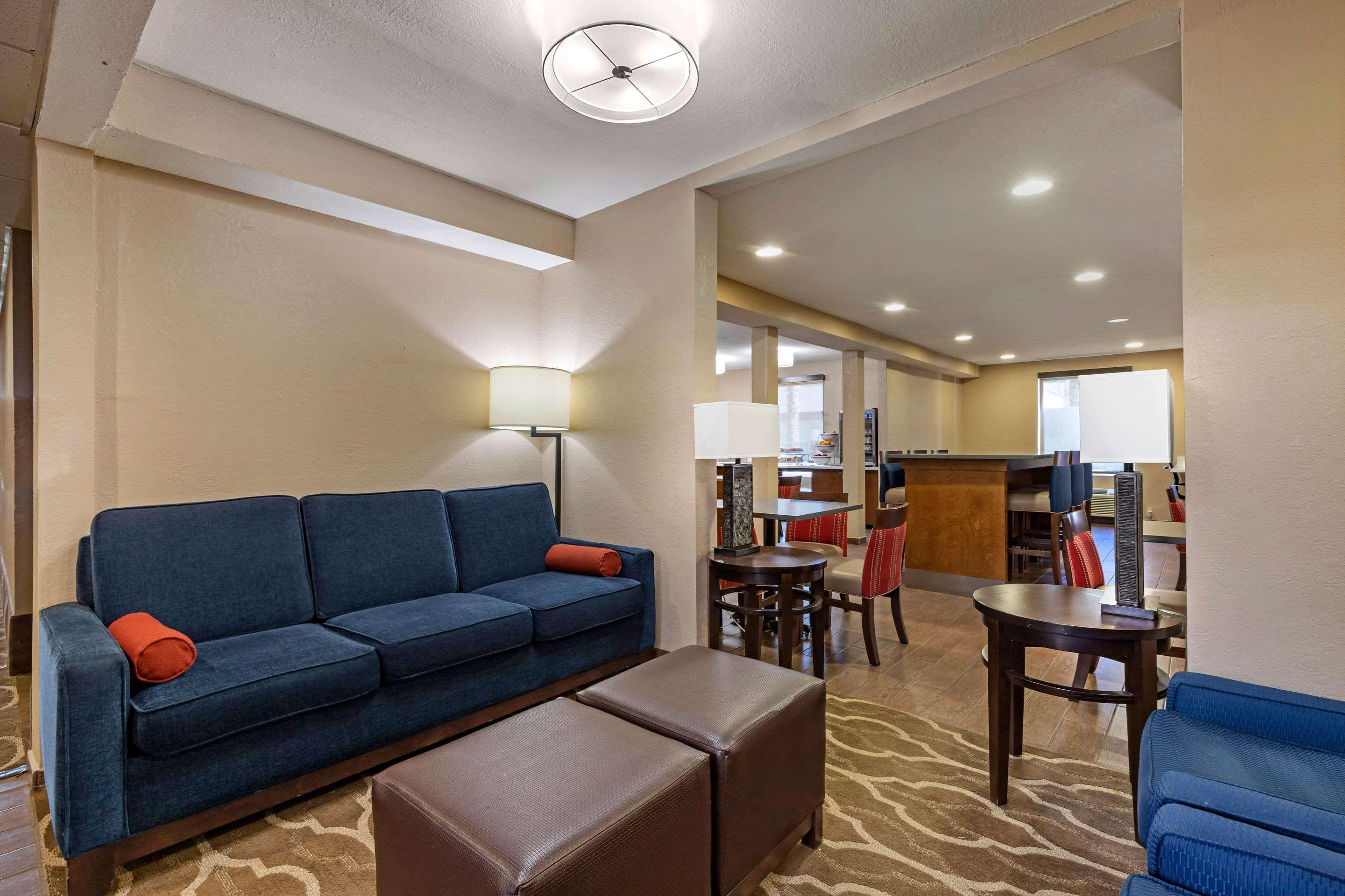 Inn Comfort N Myrtle Barefoot Landing North Myrtle Beach