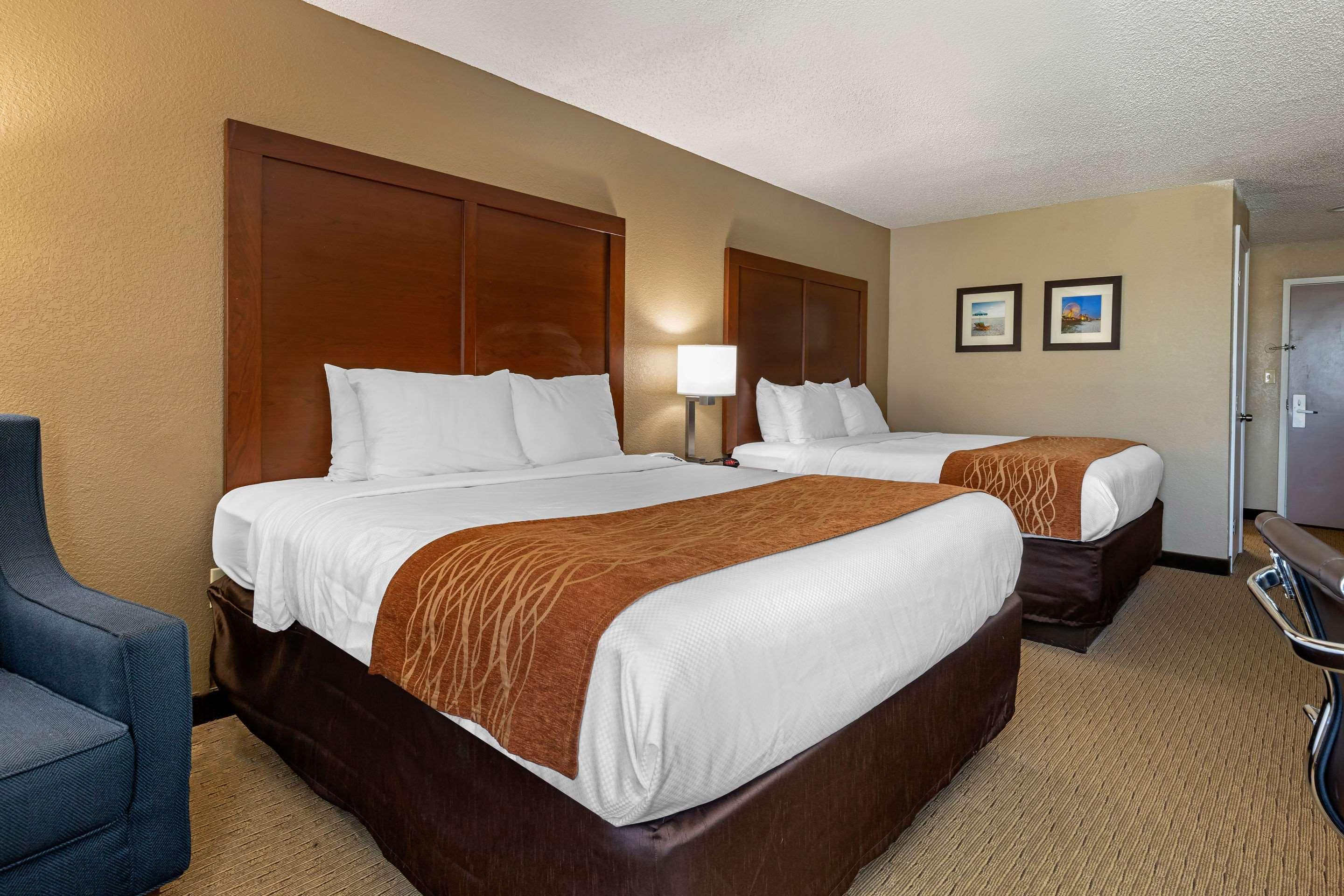 Inn Comfort N Myrtle Barefoot Landing 2*