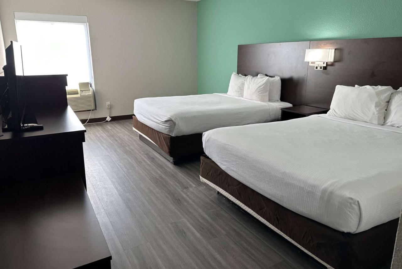 Hotel Baymont By Wyndham North Myrtle 2*
