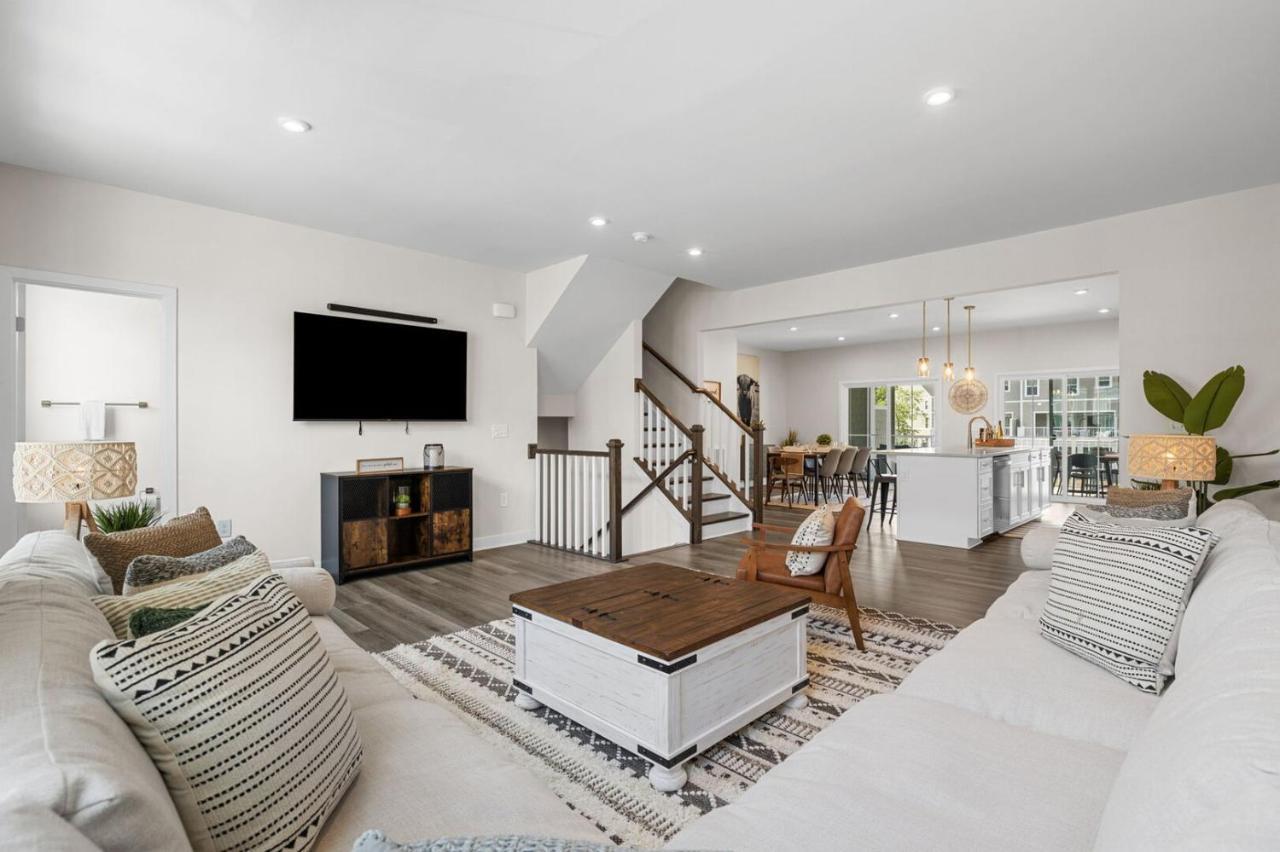 Holiday home Luxurious 3 Story Townhome! The Dye At Barefoot 402- Sleeps 12! *