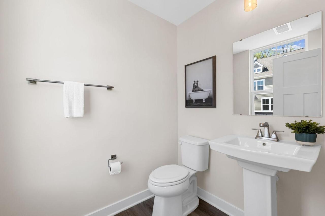 Luxurious 3 Story Townhome! The Dye At Barefoot 402- Sleeps 12!