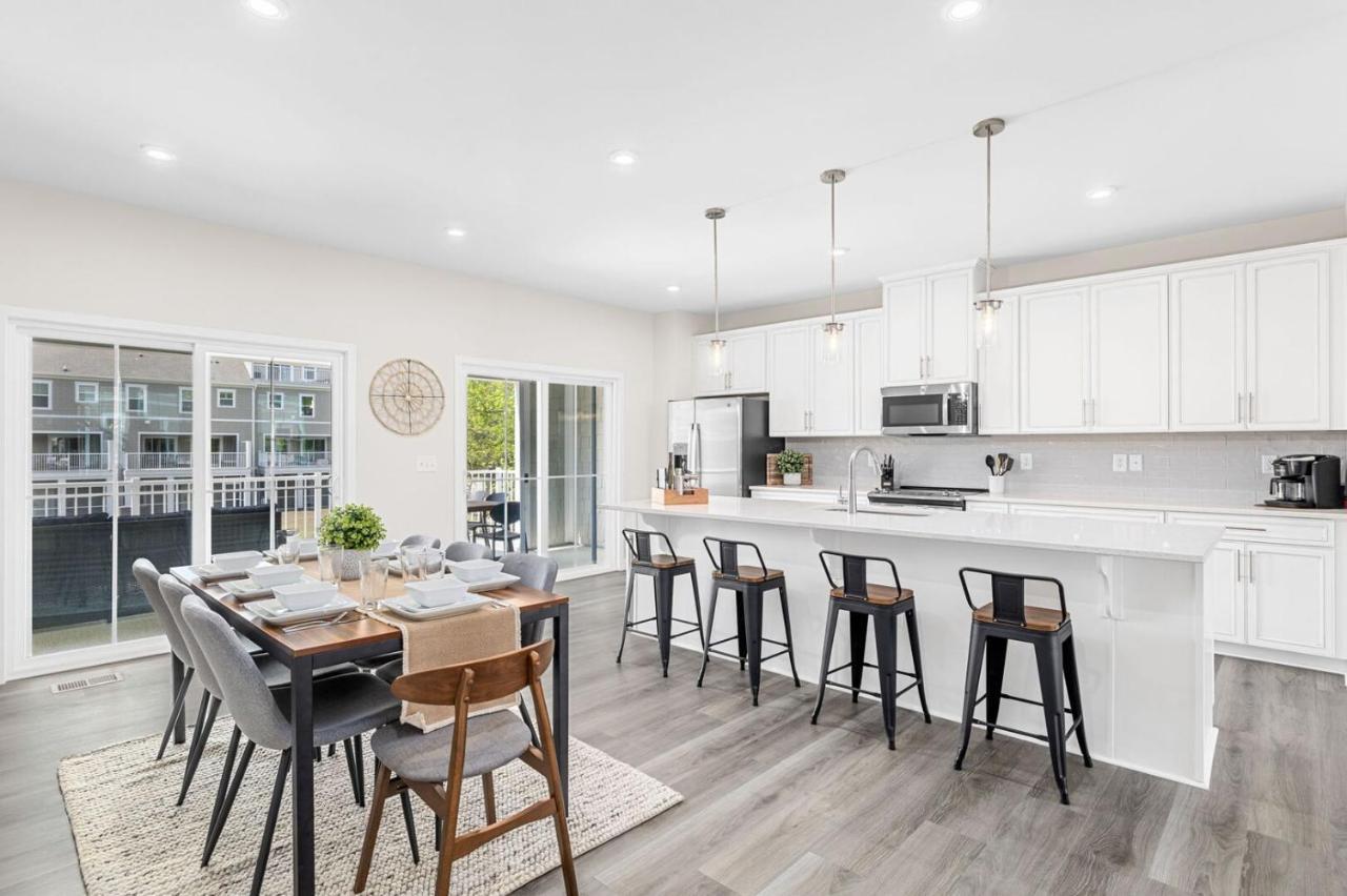 Luxurious 3 Story Townhome! The Dye At Barefoot 402- Sleeps 12! *