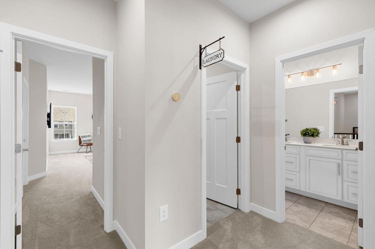 Luxurious 3 Story Townhome! The Dye At Barefoot 402- Sleeps 12! * North Myrtle Beach