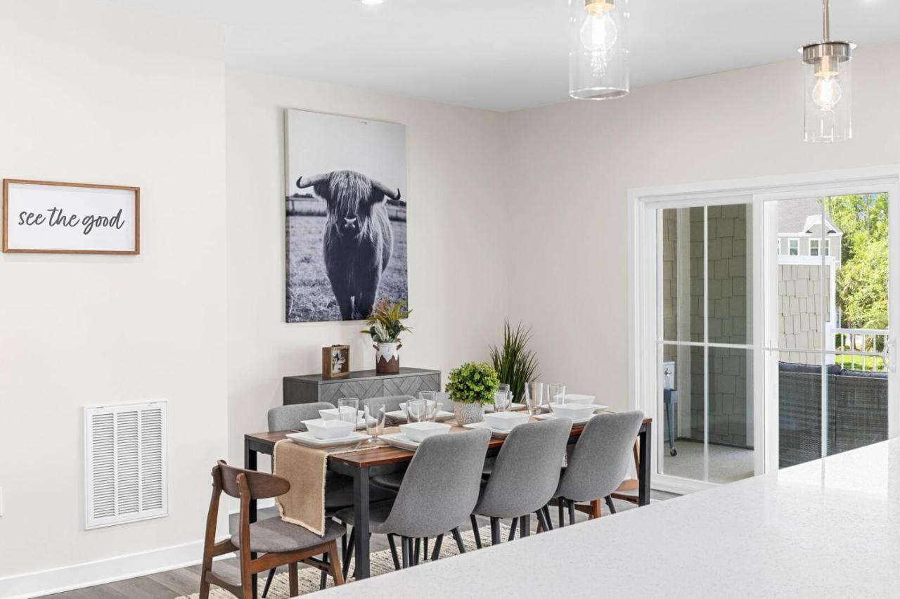 Holiday home Luxurious 3 Story Townhome! The Dye At Barefoot 402- Sleeps 12! *