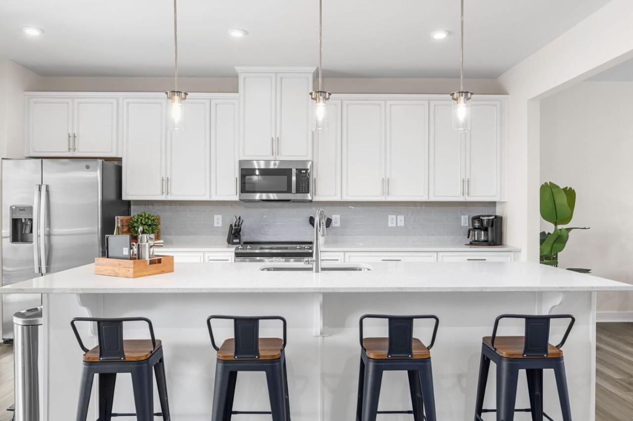 Luxurious 3 Story Townhome! The Dye At Barefoot 402- Sleeps 12!
