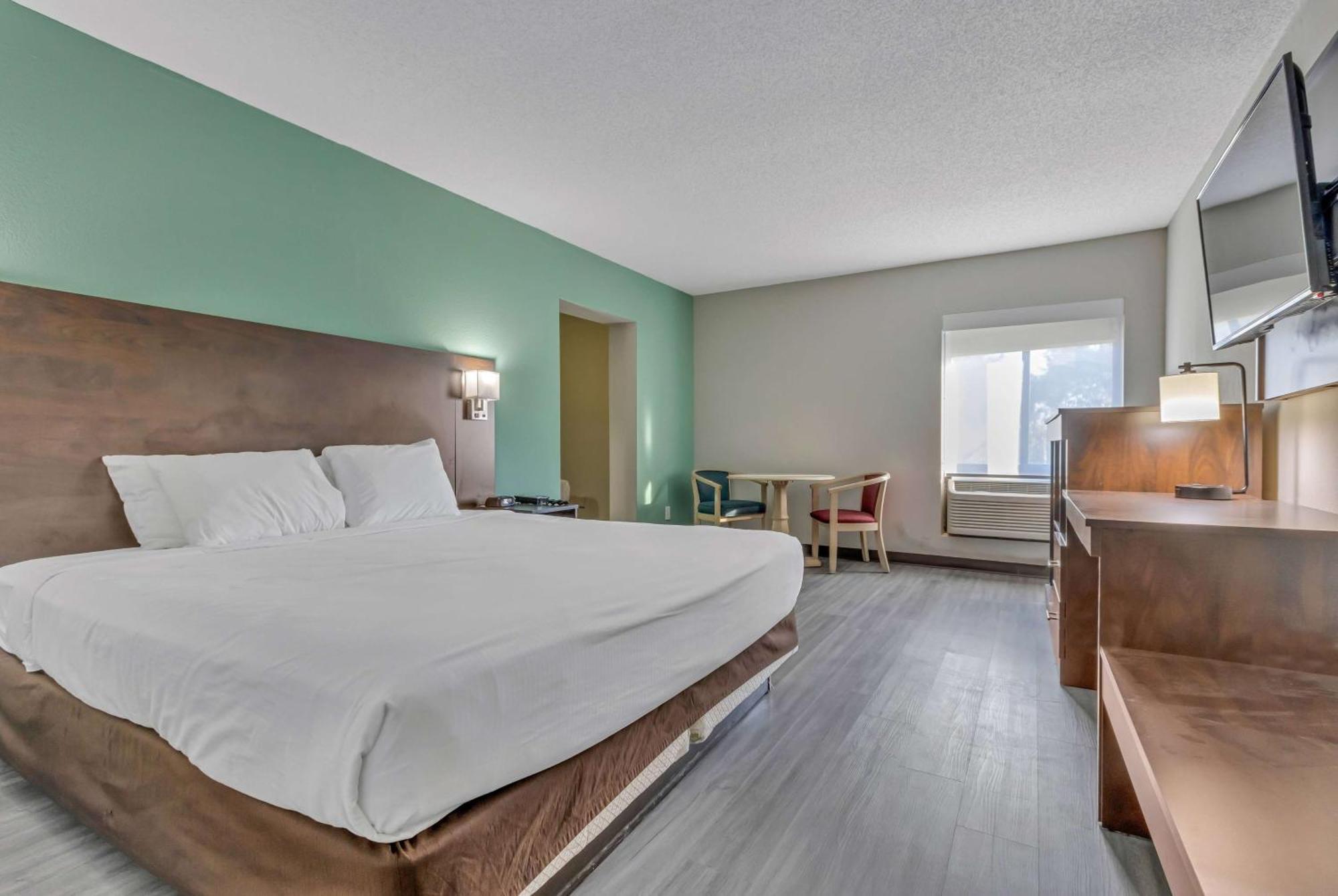 Baymont By Wyndham North Myrtle Hotel North Myrtle Beach