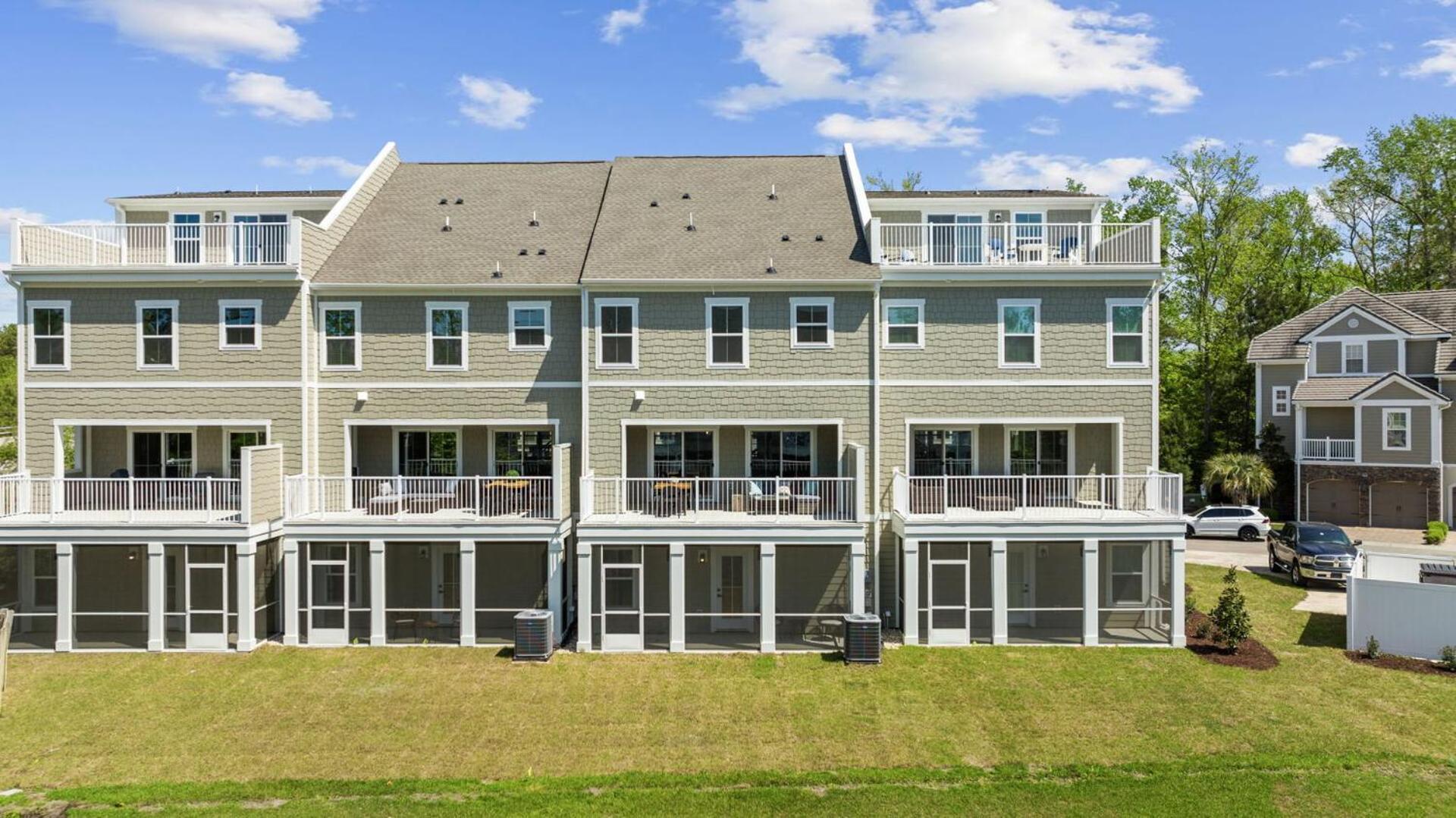 Luxurious 3 Story Townhome! The Dye At Barefoot 402- Sleeps 12! * North Myrtle Beach