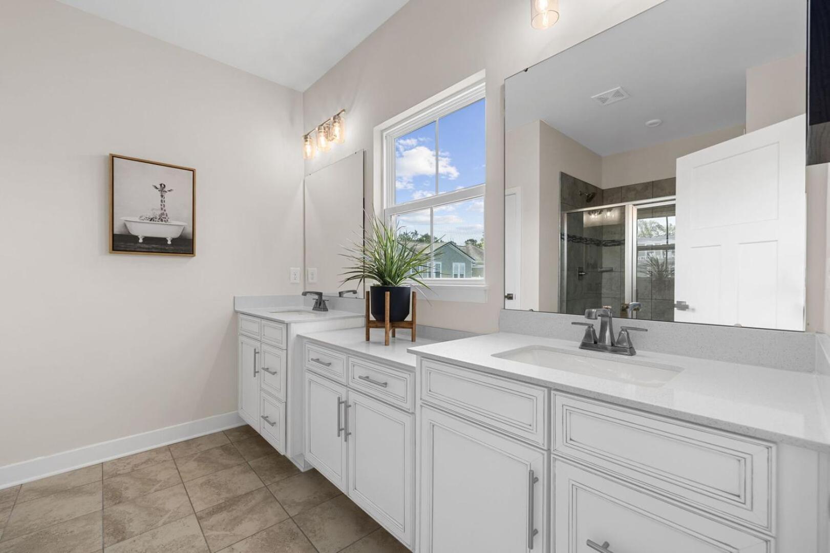 Luxurious 3 Story Townhome! The Dye At Barefoot 402- Sleeps 12! Holiday home North Myrtle Beach