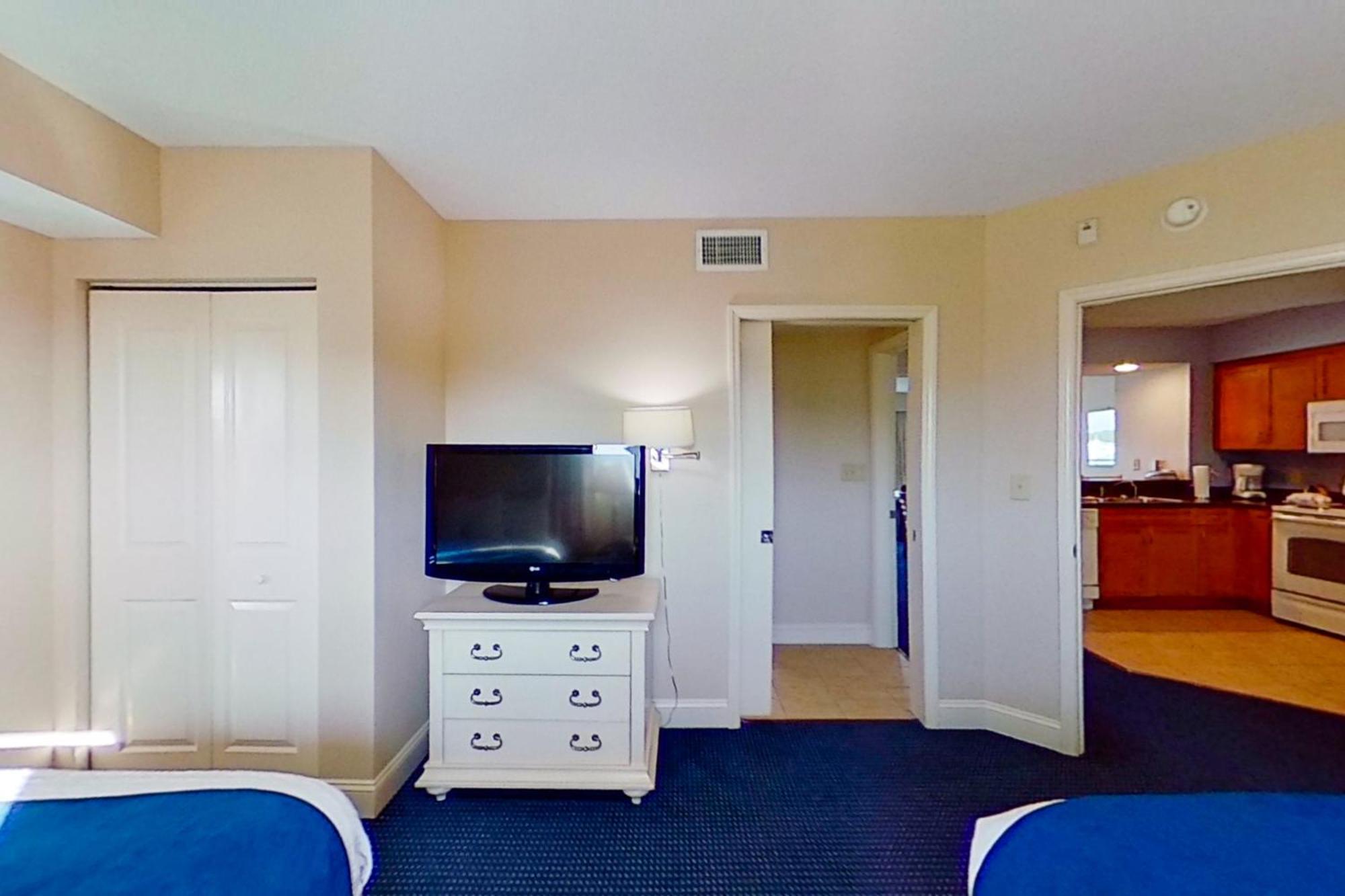 Harbourgate Marina Club Aparthotel 3*