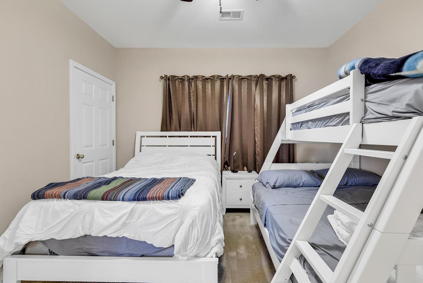 Aparthotel Barefoot Landing *