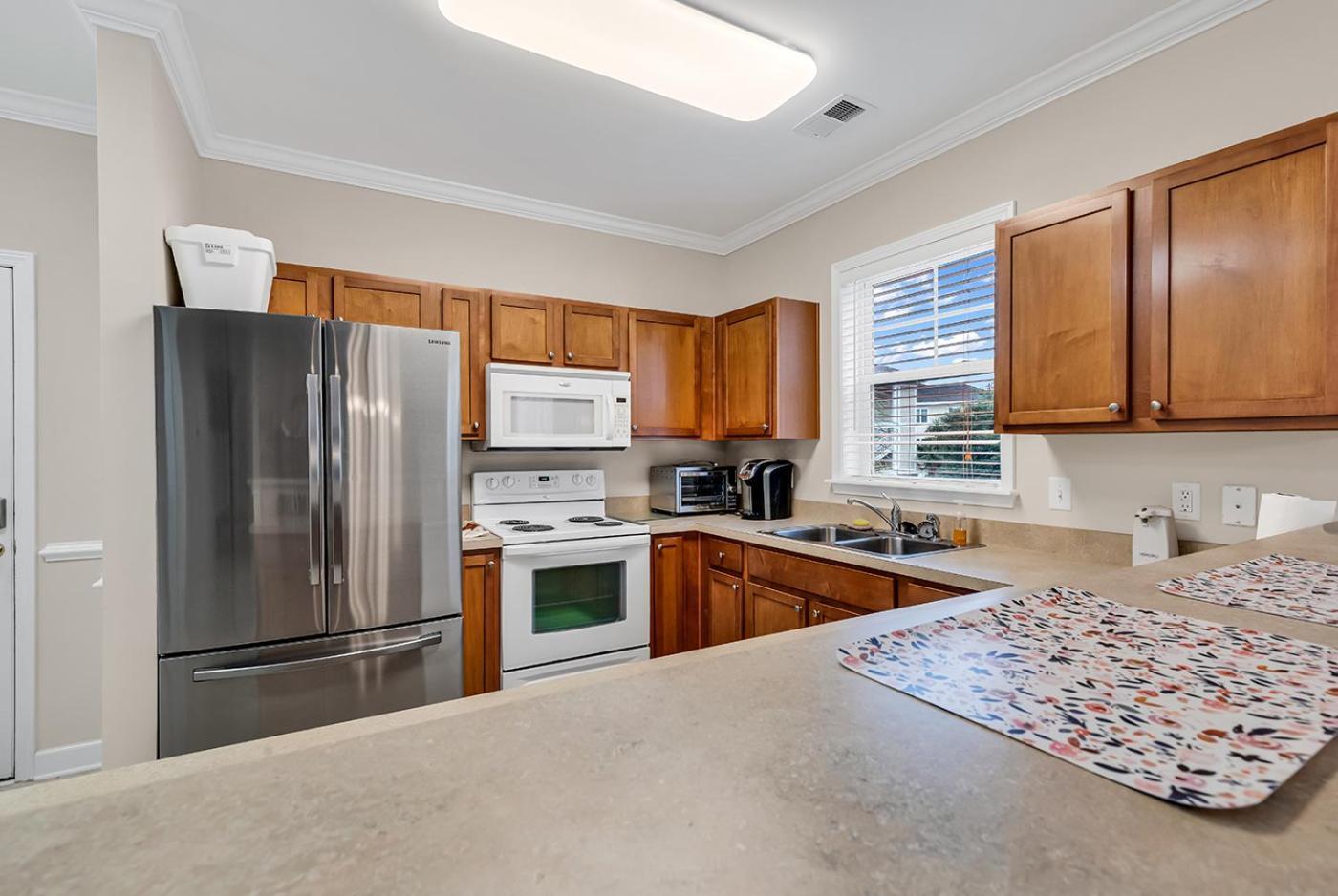 Aparthotel Barefoot Landing North Myrtle Beach