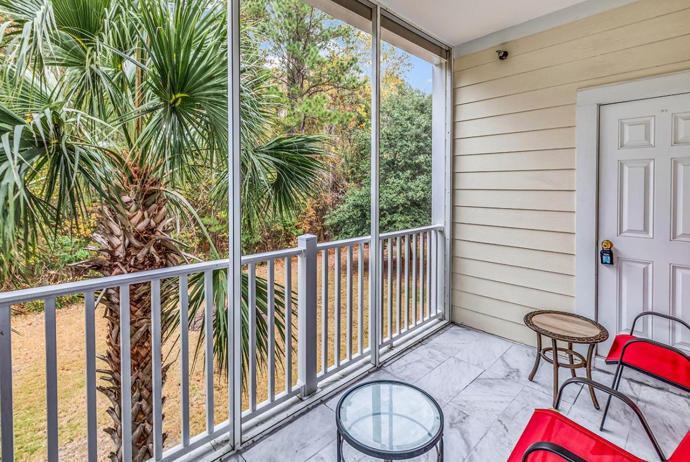 Barefoot Landing Aparthotel *