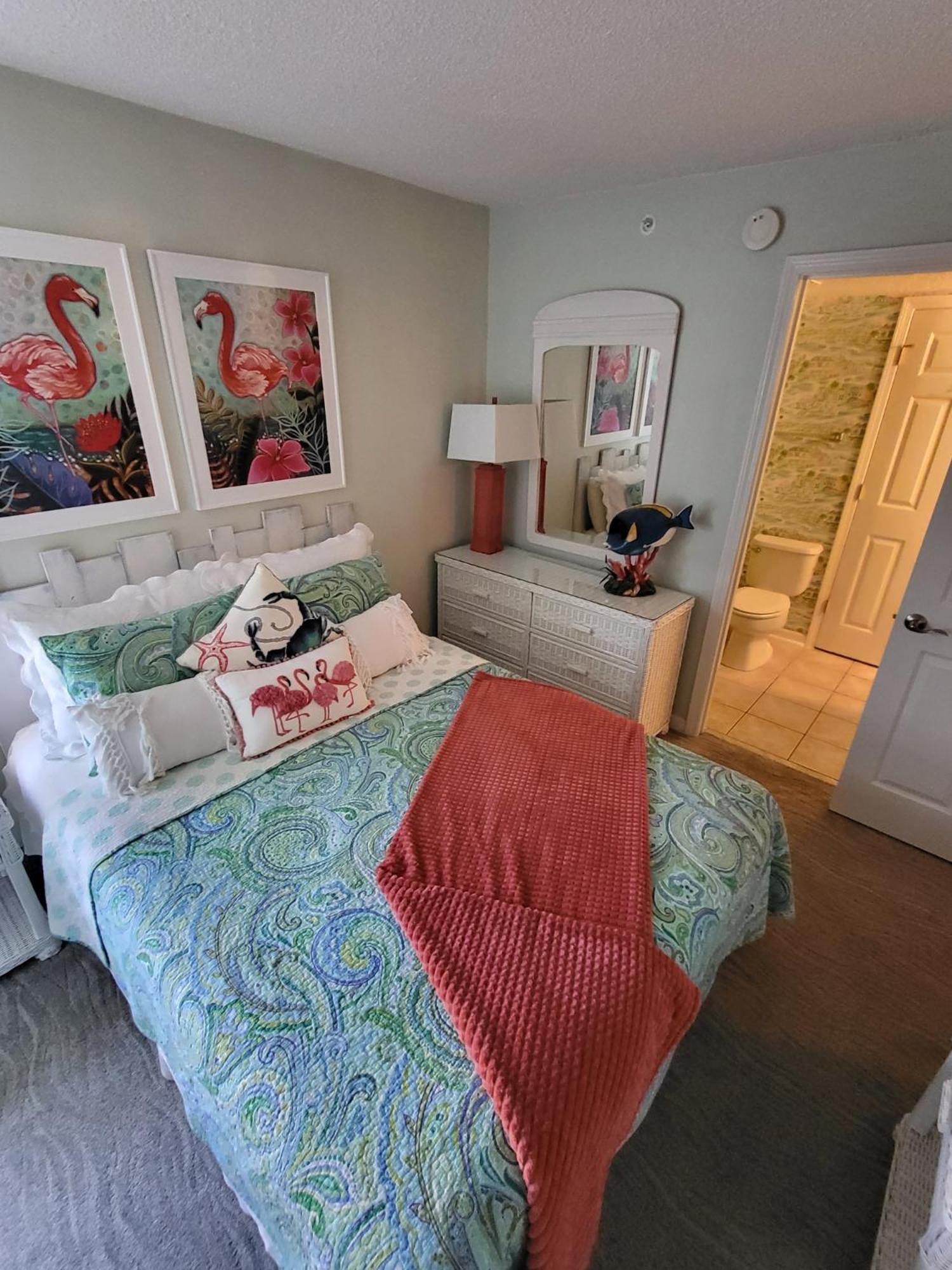 Aparthotel Picture Perfect 4-bedroom Oceanfront 