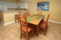 Units At Crescent Keyes By Elliott Hotel 3*