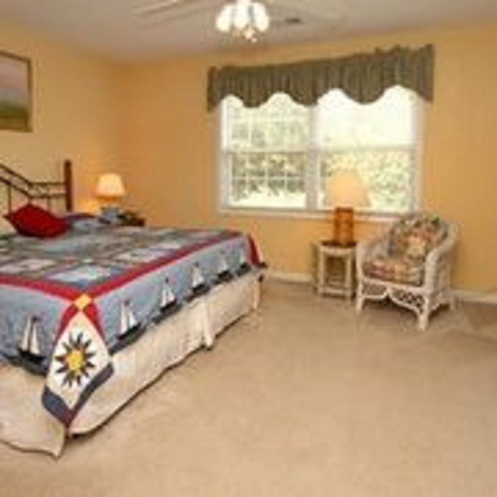 Hotel Units At Fairway Oaks By Elliott