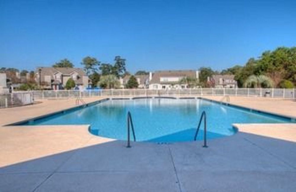 Units At Fairway Oaks By Elliott