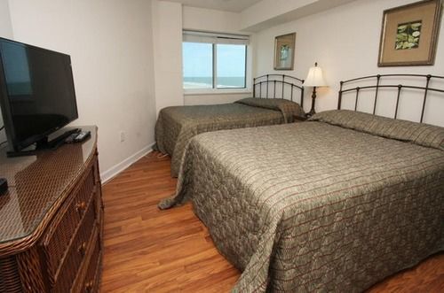 Hotel Units At Crescent Keyes By Elliott 3*