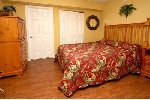 Units At Crescent Keyes By Elliott Hotel North Myrtle Beach