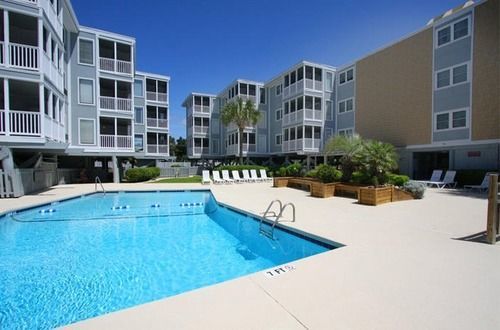 Units At Palmwood By Elliott 3*