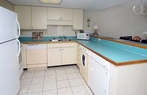 Units At Waterpointe Ii By Elliott Beach Rentals Hotel 3*