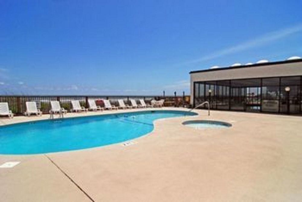 Hotel Units At Waterpointe Ii By Elliott Beach Rentals 3*