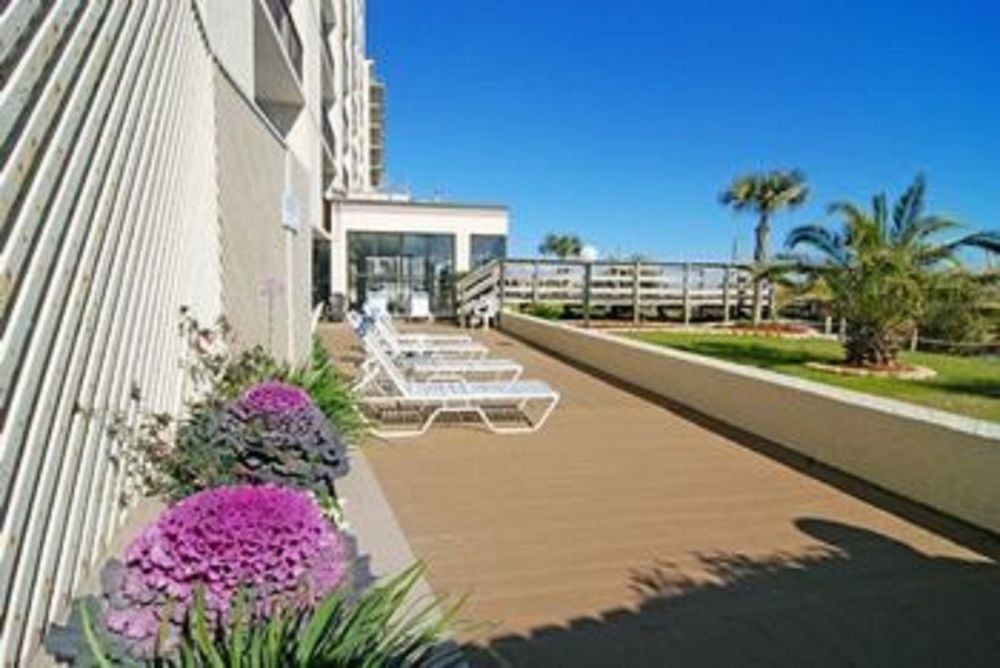 Hotel Units At Waterpointe I By Elliott Beach Rentals