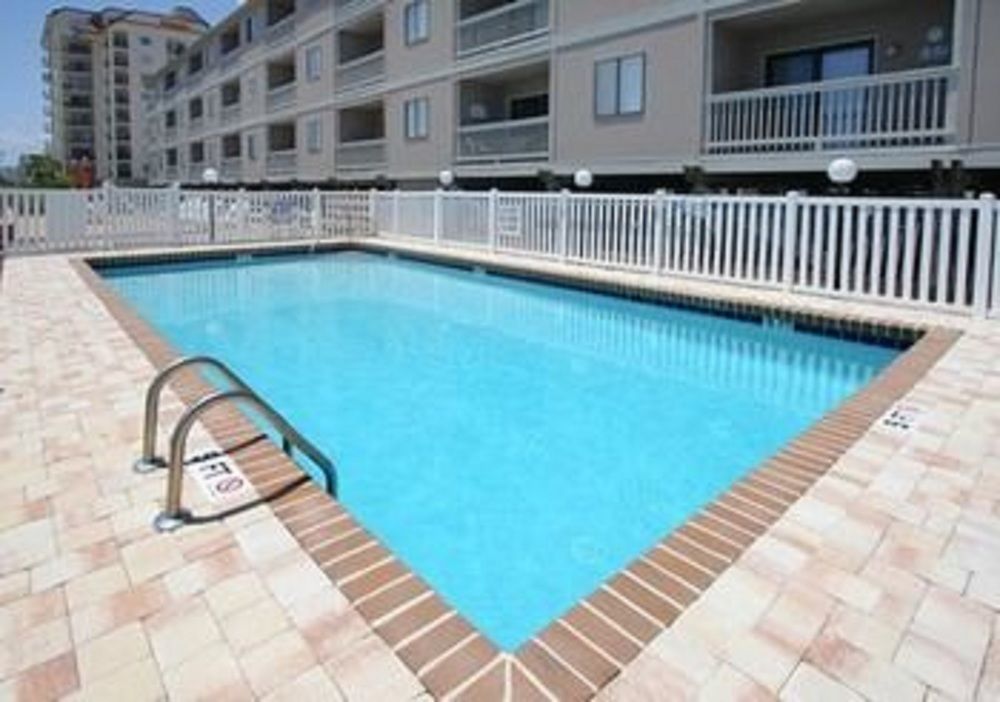 Units At Chateau By The Sea By Elliott Hotel North Myrtle Beach