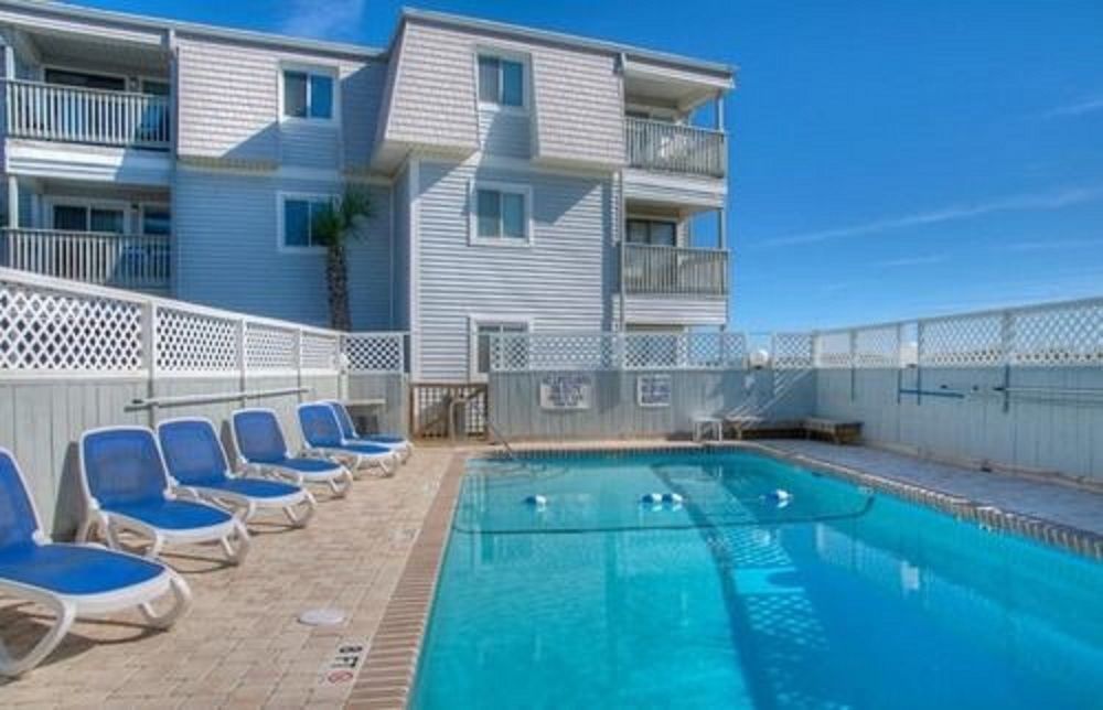 Hotel Units At Finestere By Elliott Beach Rentals North Myrtle Beach