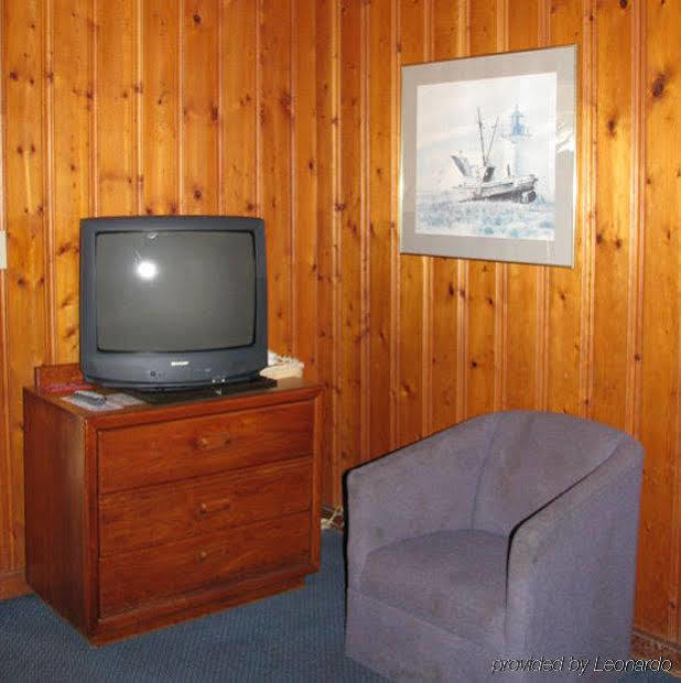 High Tide Motel 2*