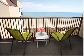 Units At Sea Winds By Elliott 3* North Myrtle Beach
