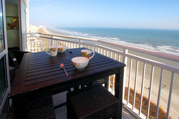 Hotel Units At By Elliott 3*