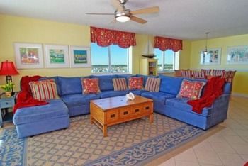 Hotel Units At Laguna Keyes By Elliott 3*
