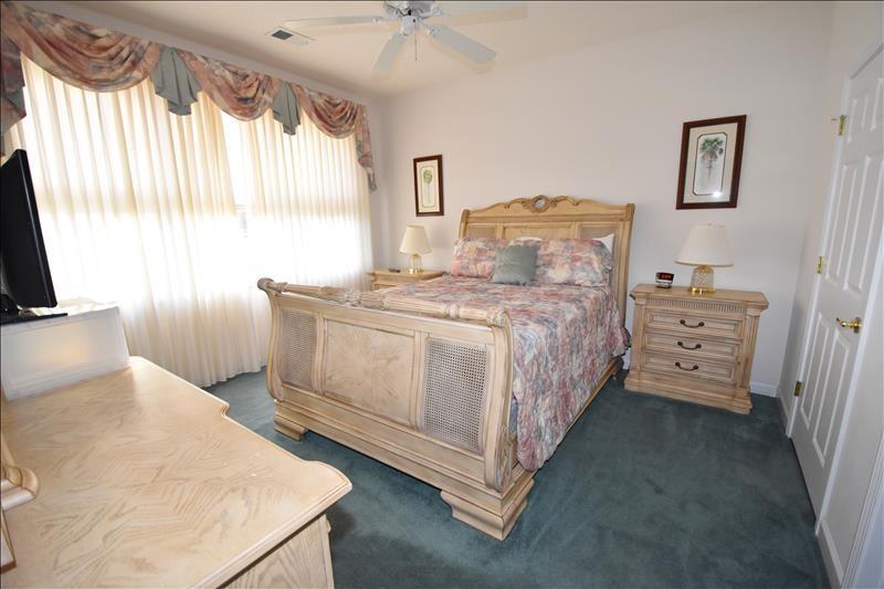 Apartment 613 River Crossing
