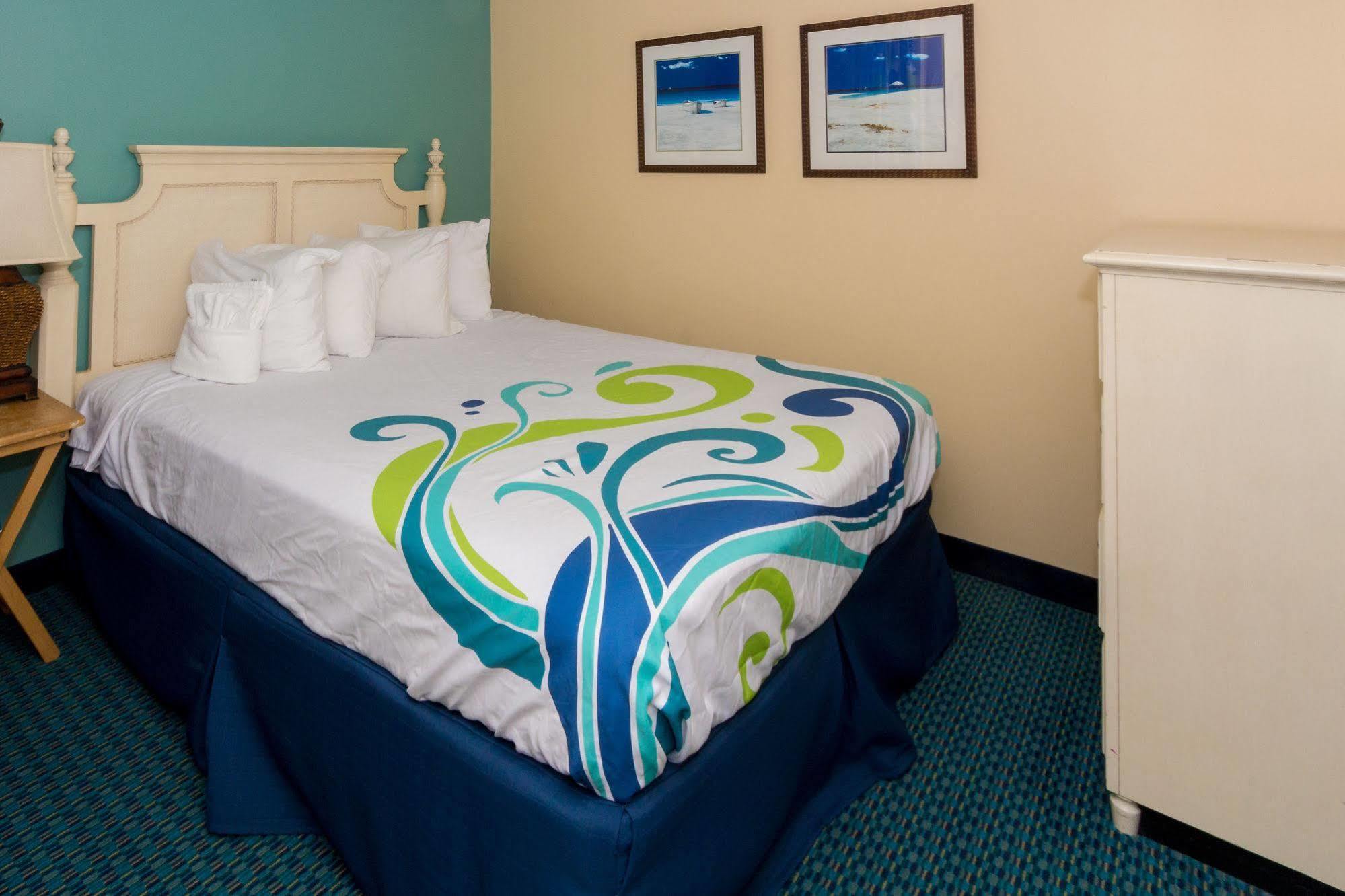 Hotel Peppertree By The Sea