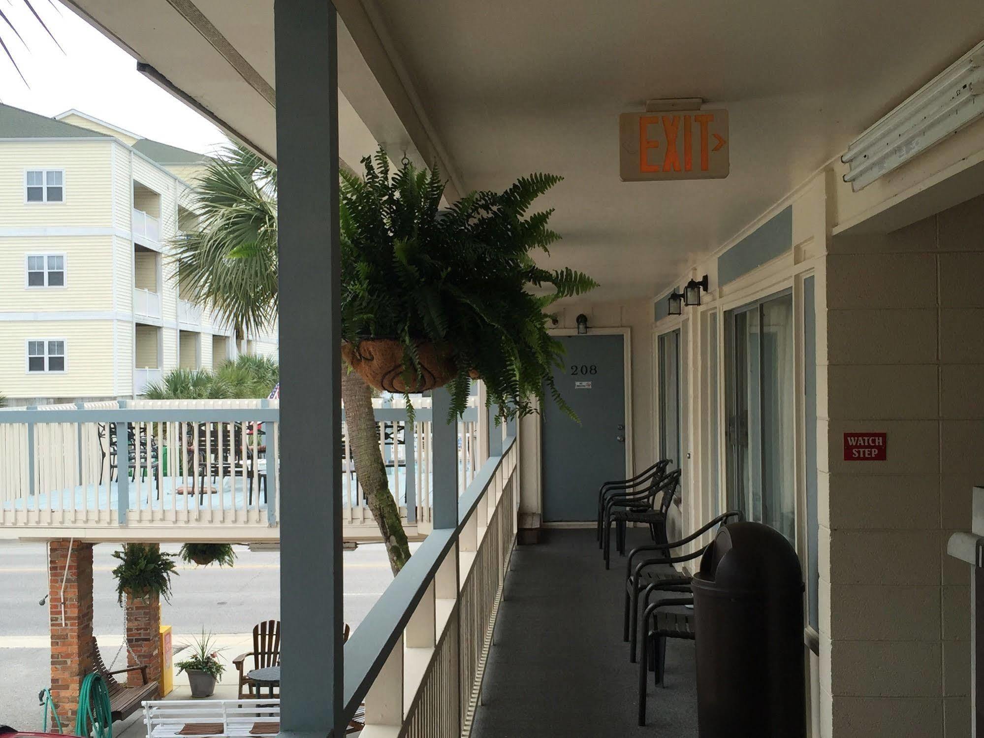 High Tide Motel 2*