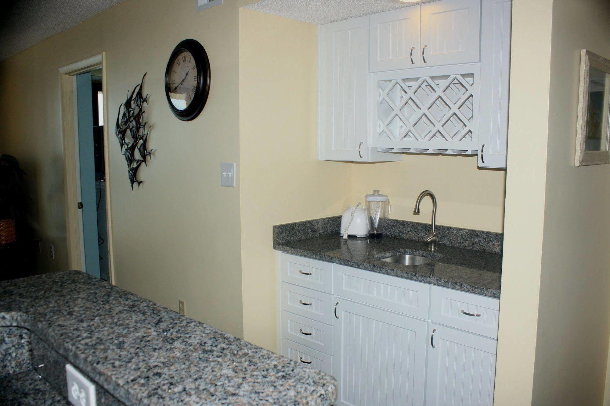 Units At Sea Winds By Elliott 3* North Myrtle Beach