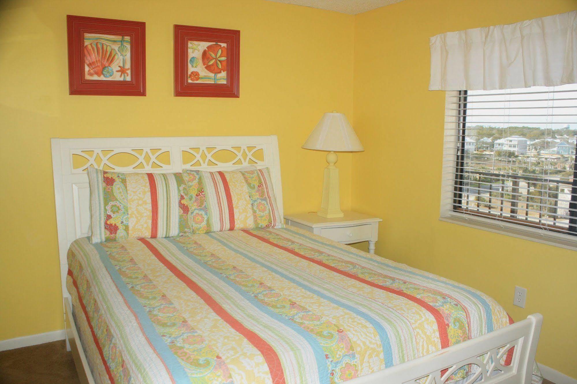 Units At Sea Winds By Elliott 3* North Myrtle Beach