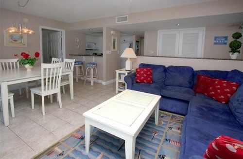 Units At Beachwalk By Elliott Hotel 3*