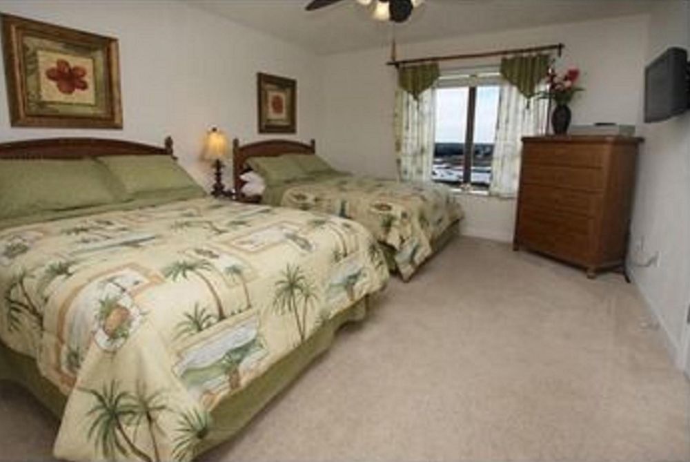 Units At Beachwalk By Elliott 3*