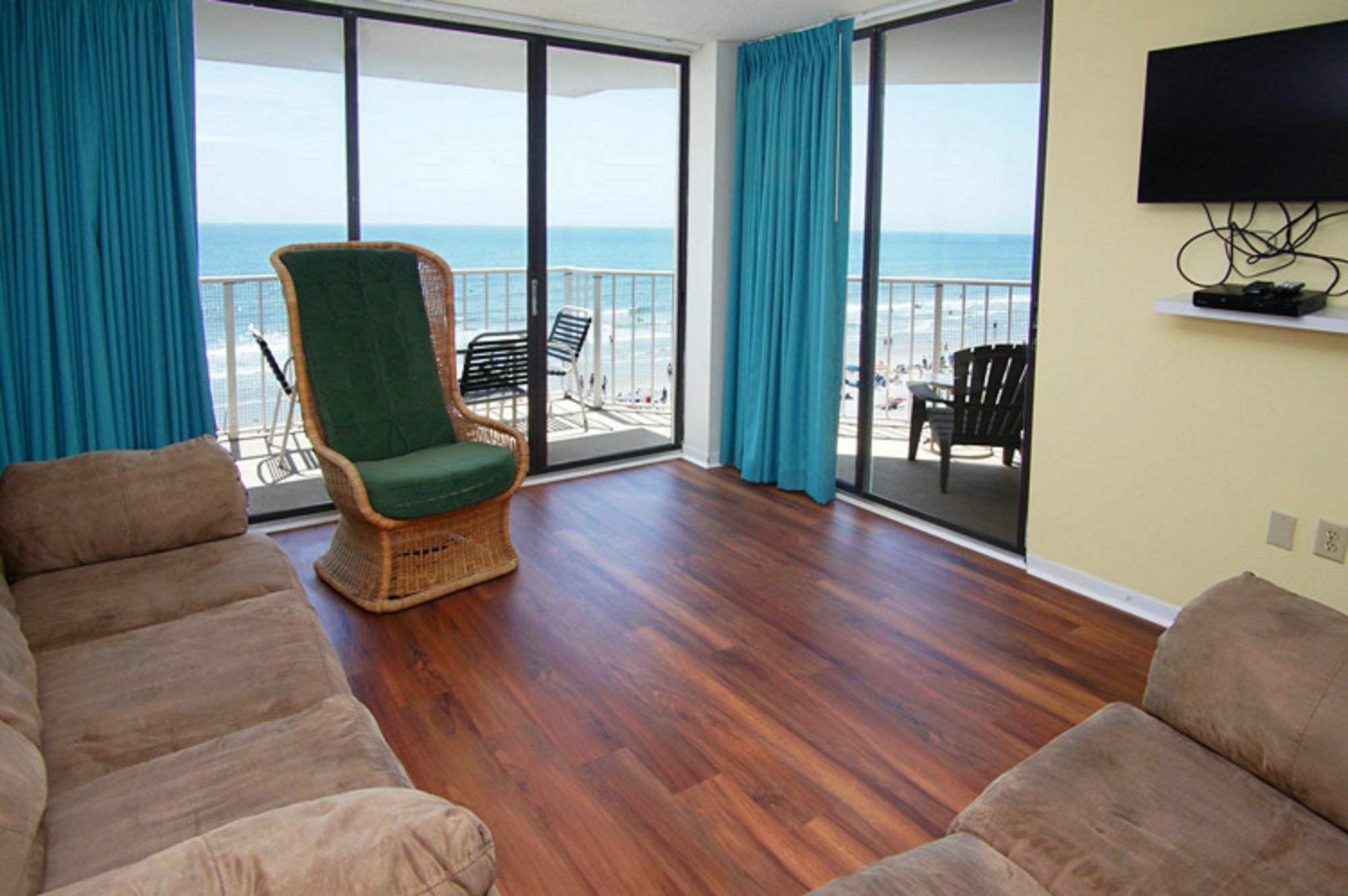 Units At Crescent Sands Of Windy Hill By Elliott 3* North Myrtle Beach