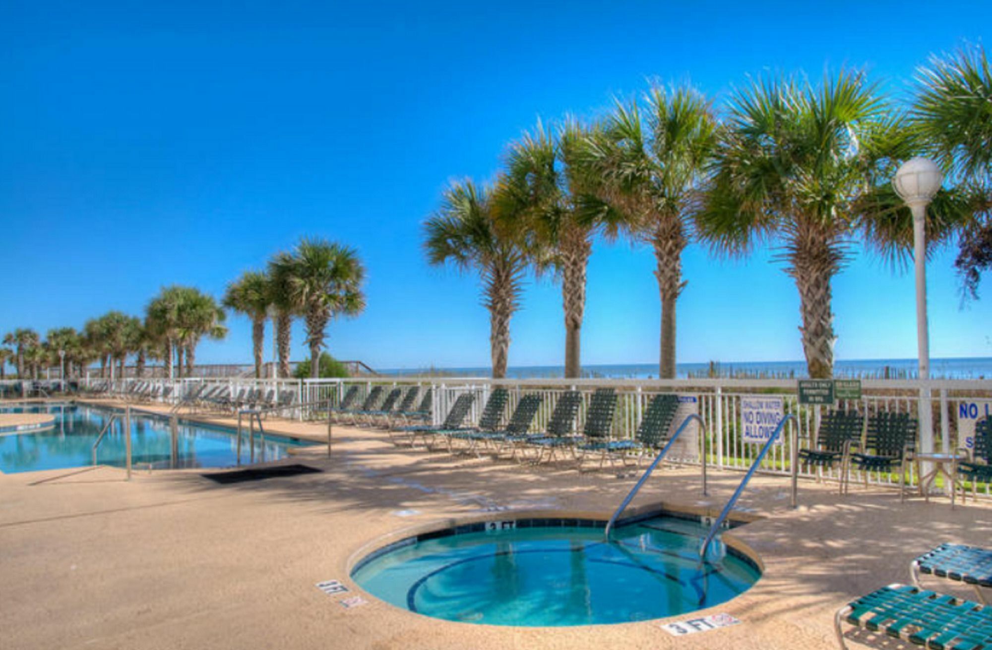 Units At Crescent Shores By Elliott Hotel 3*