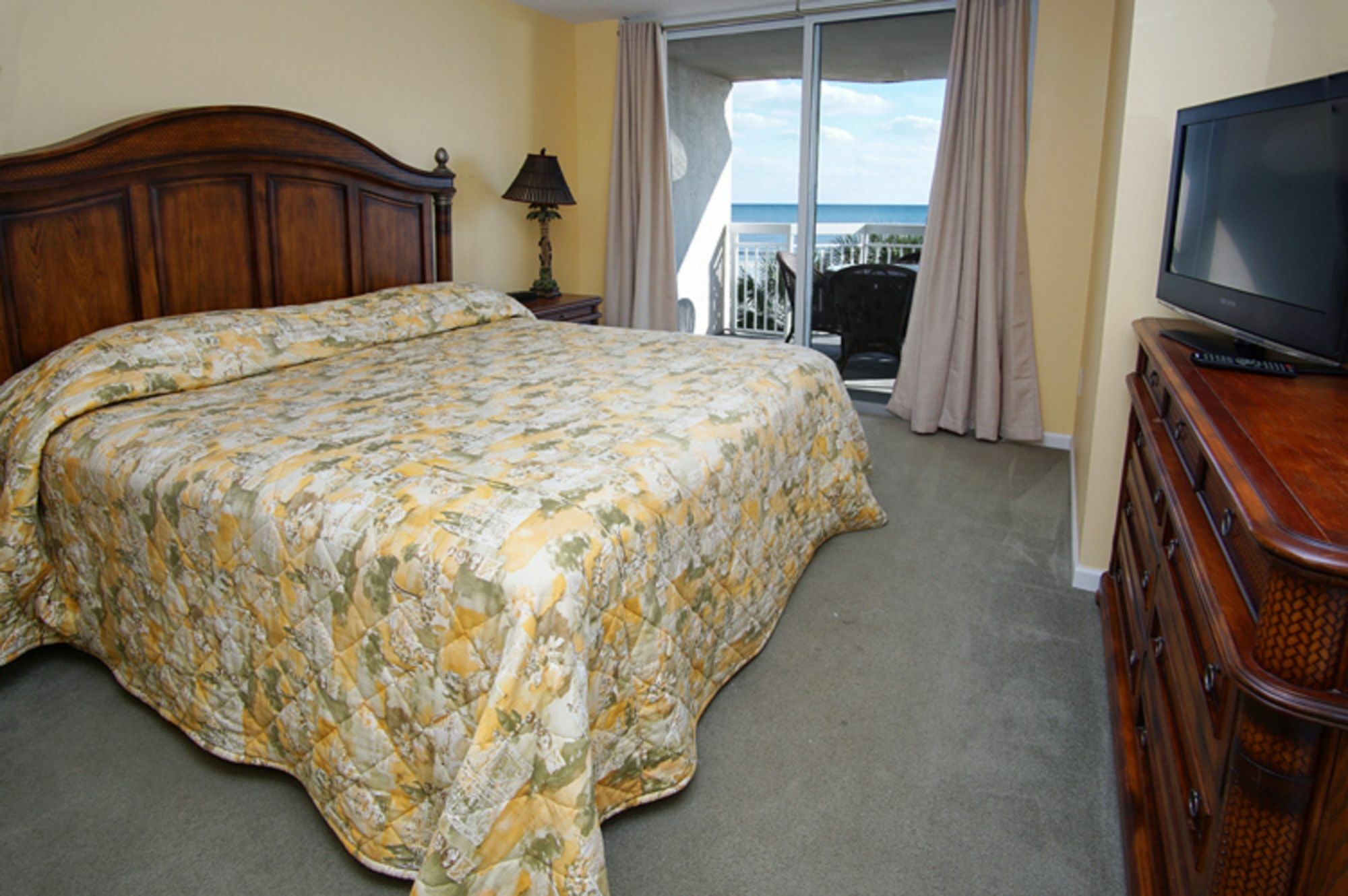 Units At Crescent Shores By Elliott Hotel